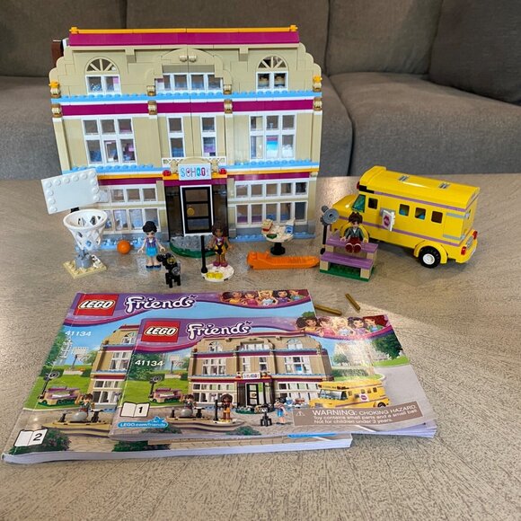 LEGO Friends 41134 Heartlake Performance School 100% Complete w Manuals - Picture 1 of 7